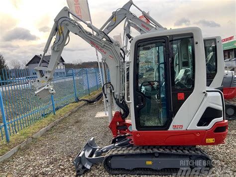 takeuchi tb225 attachments